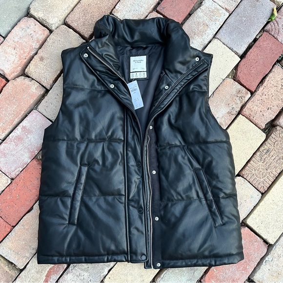 Abercrombie & Fitch vegan leather vest - Picture 1 of 6